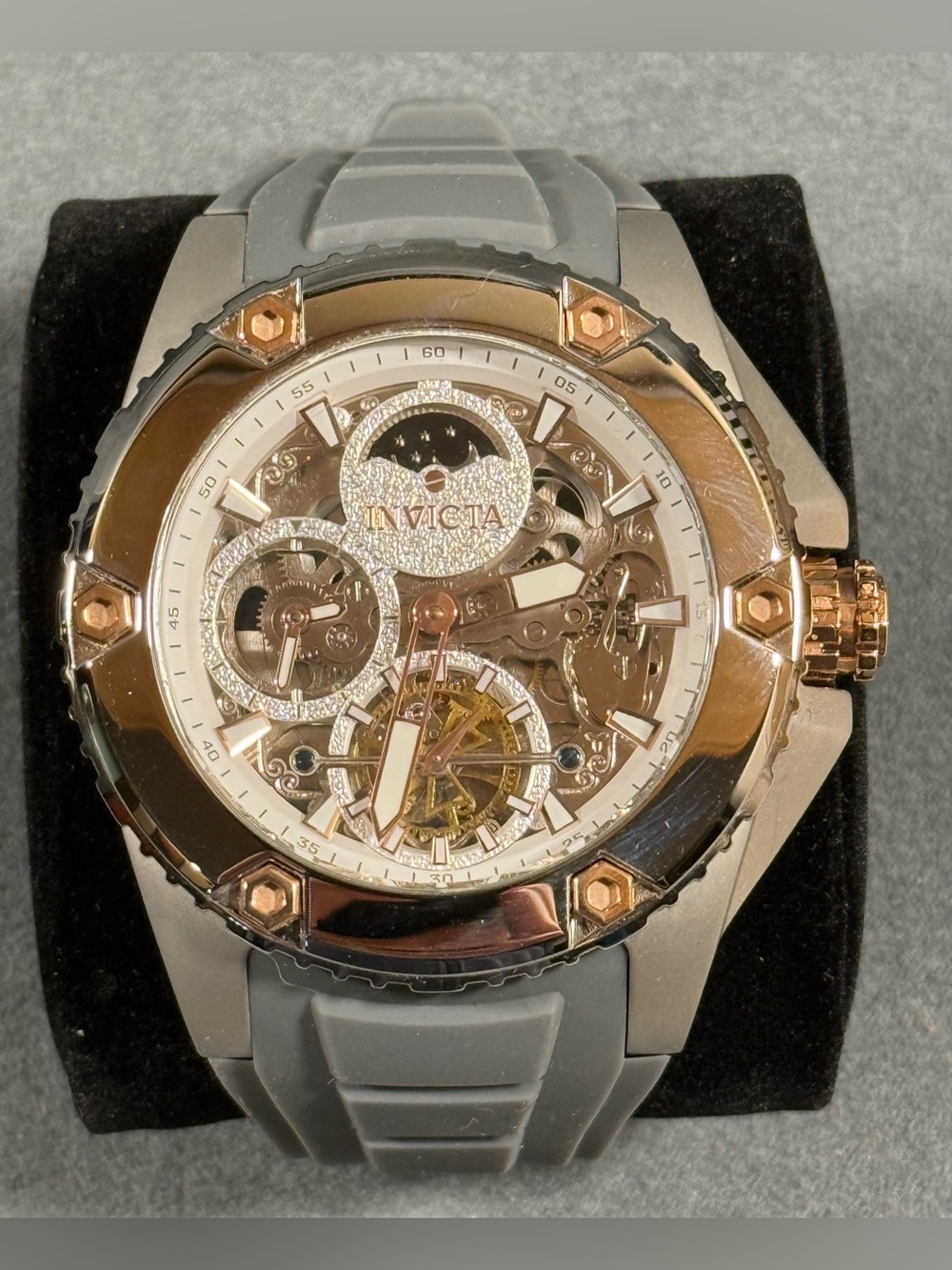 Invicta Akula 42759 Automatic Men's Watch